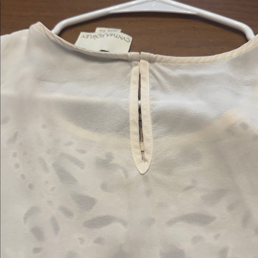 Cynthia Rowley Silk Embroidered Laser Cut Sleeveless Top Off White Sz Large - Picture 8 of 9